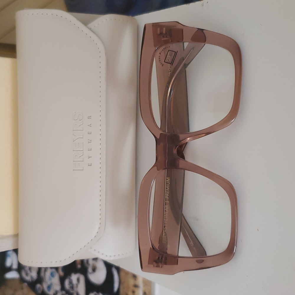Freyrs Bon Chic 141-4 Stylish Brown  Oversized Reading Glasses +1.50